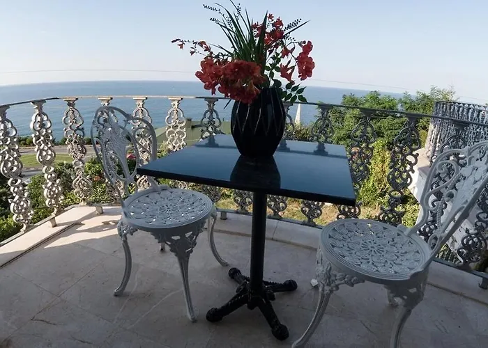 Motto & Blue Villa Trabzon