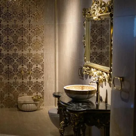 Motto & Blue Villa *