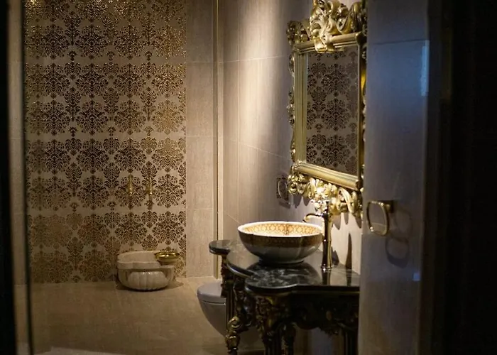 Motto & Blue Villa *